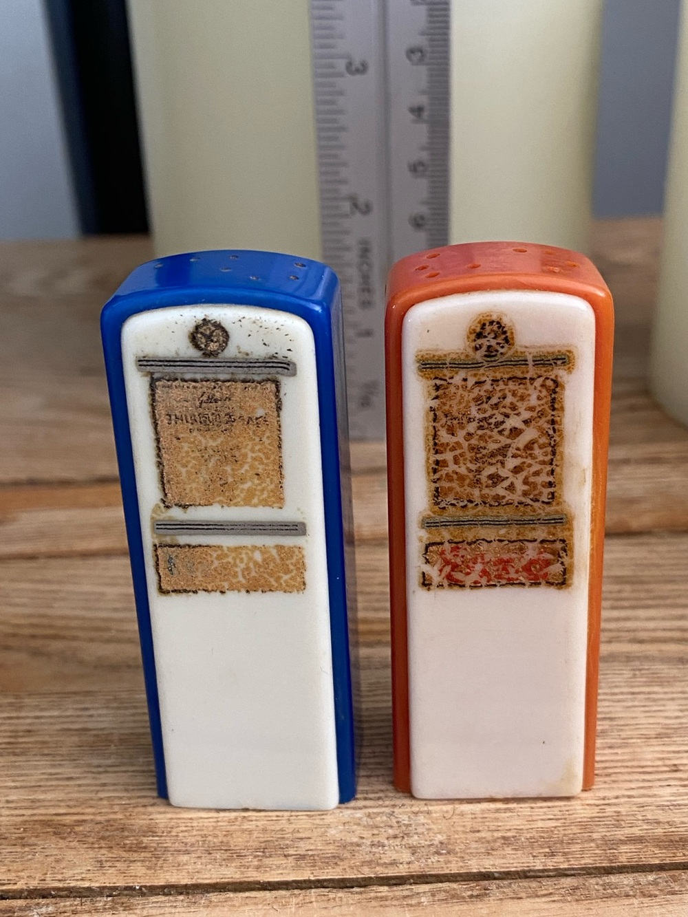 Rare Vintage Imperial Oil Gas Pump Salt & Pepper Shakers Gaspé Quebec Petroliana
